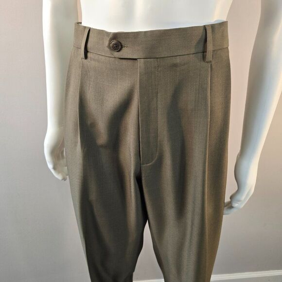 Haggar Dress Pants Mens 38x32 Brown Classic Fit ECLO STRIA Pleated Front Cuffed - Picture 2 of 9